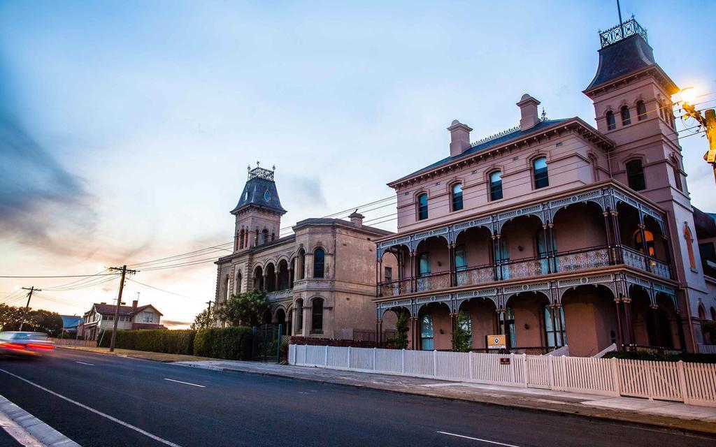 Point Lonsdale Holiday Apartments (Adults Only) Queenscliff Exteriör bild